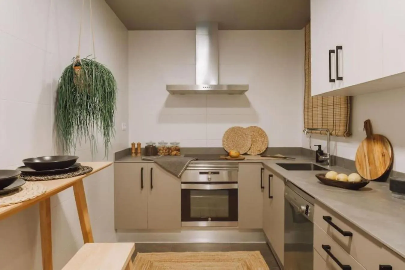 Apartman Baka - 2 Bedroom With Terrace In Sant Gervasi Barcelona