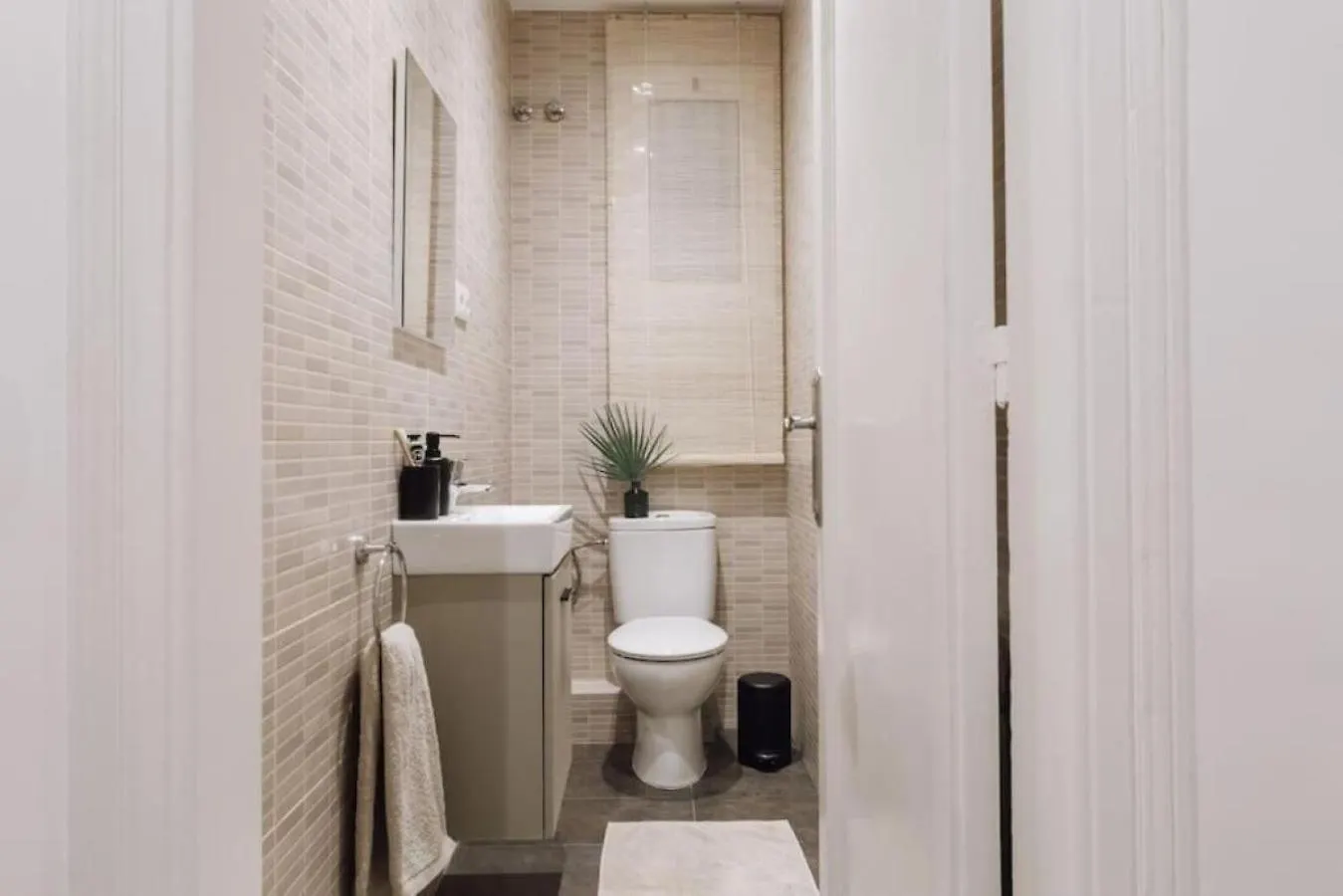 Baka - 2 Bedroom With Terrace In Sant Gervasi Barcelona
